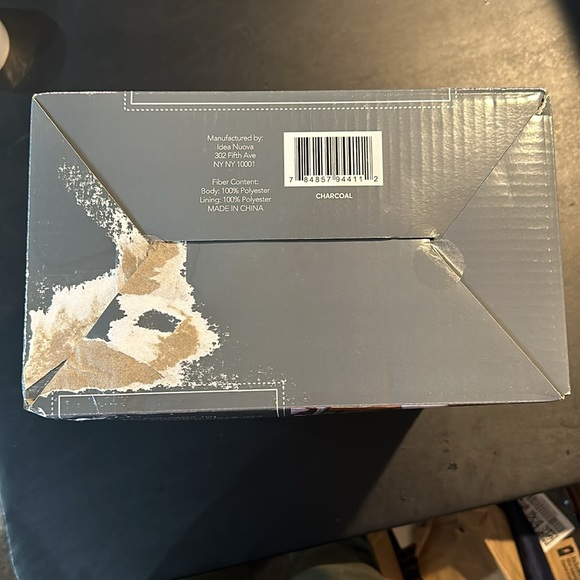 CUDDLE CREW Reversible Blanket Hoodie Gray / Charcoal One Size fits most NWT - Picture 12 of 13